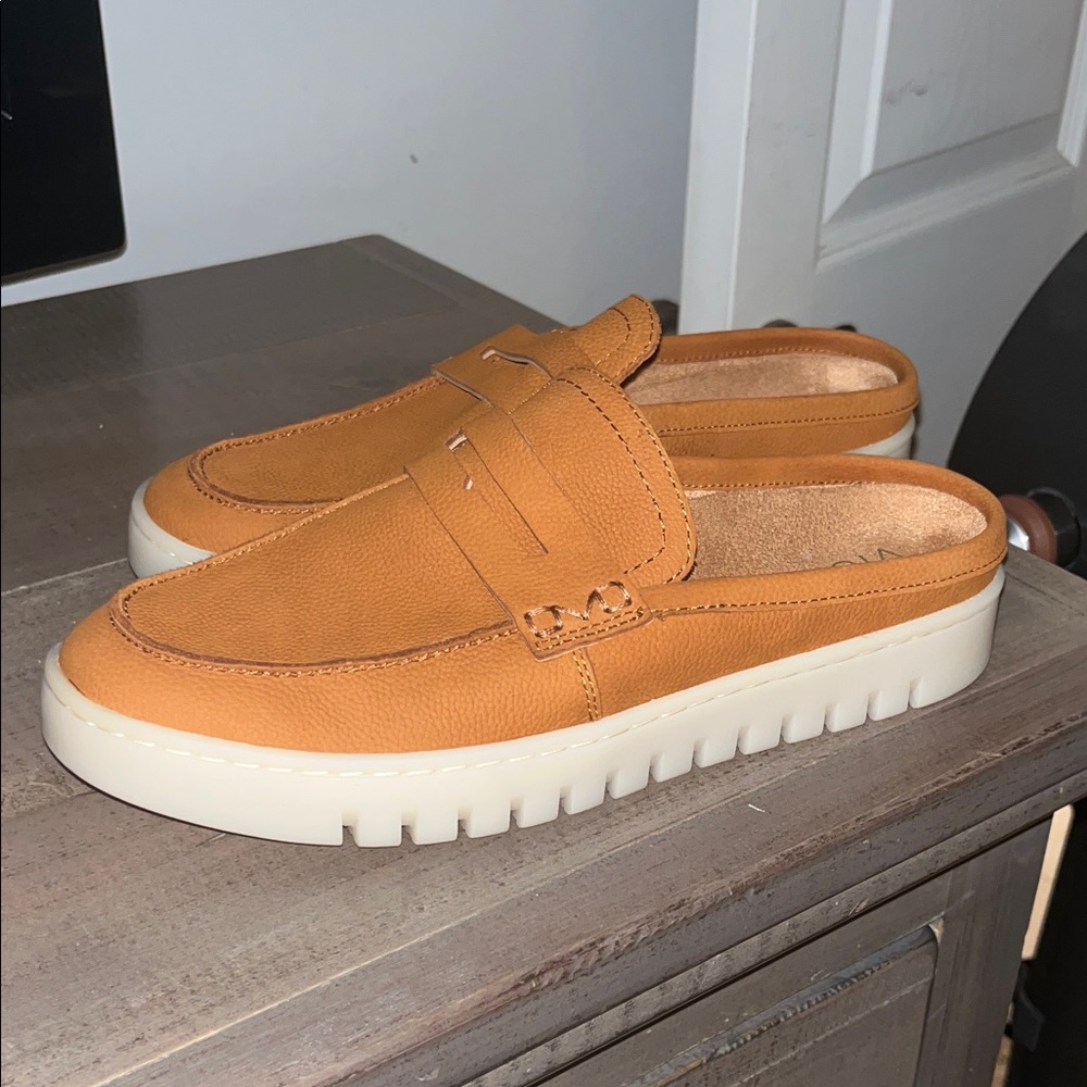 Vionic Tan Leather Loafers